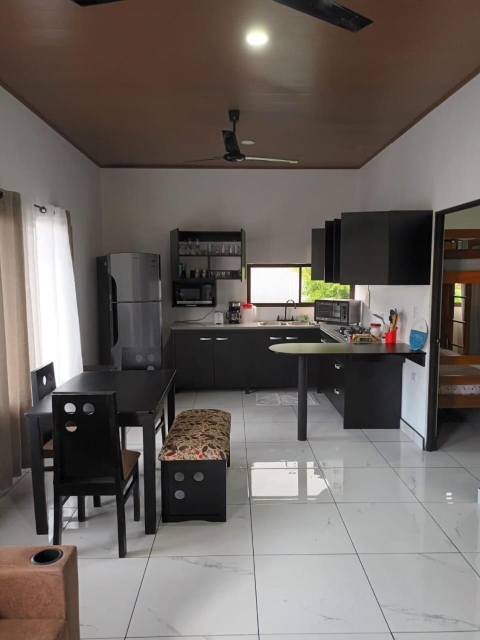 Apartamento Rodriguez Quepos Kültér fotó